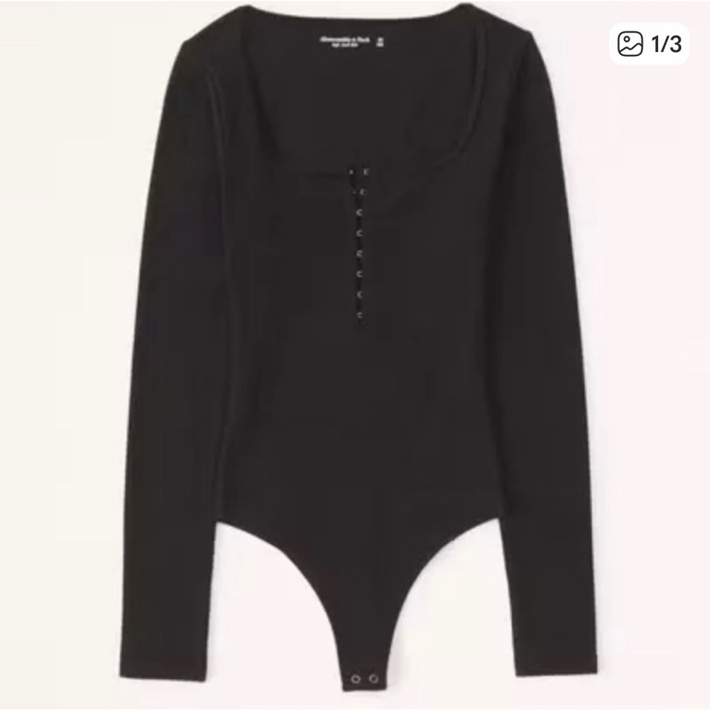 Abercrombie Long Sleeve Hook-and-Eye Henley Bodysuit in black